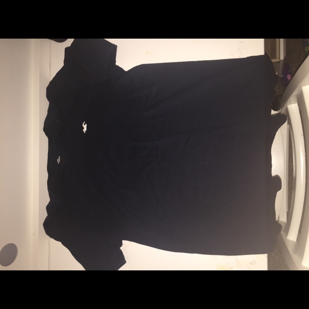 Hollister navy blue branded shirt